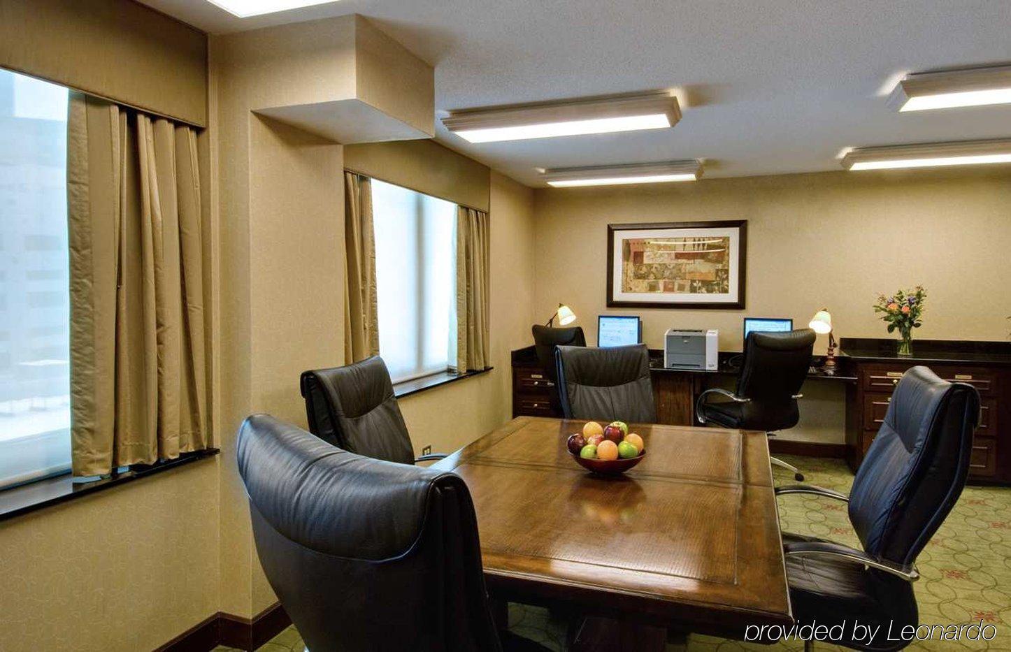 โฮมวูด สวีท บาย ฮิลตัน ชิคาโก-ดาวน์ทาวน์ Hotel ธุรกิจ รูปภาพ